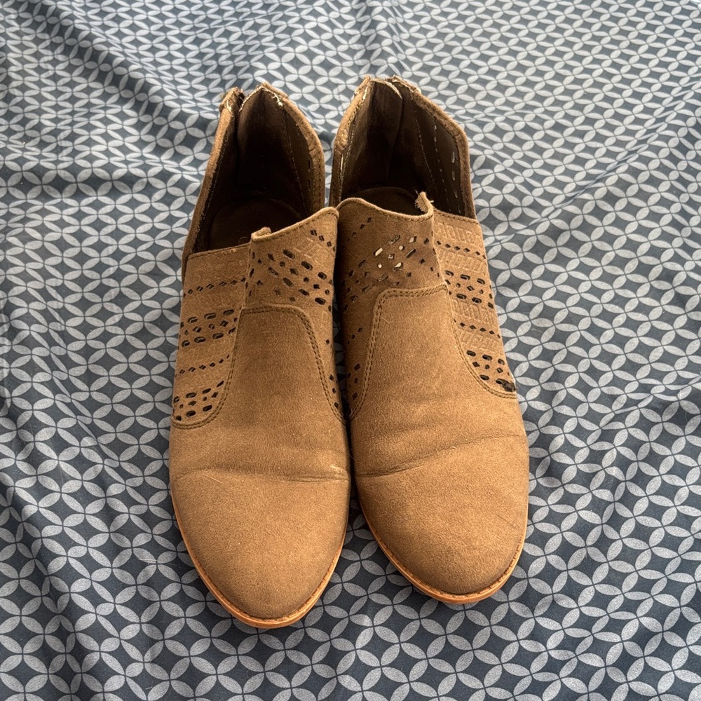 SM New York Brown Ankle Booties